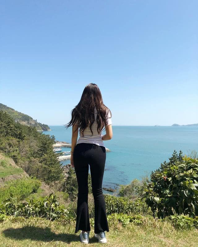 美女背影走路图片最新，探索美的新篇章