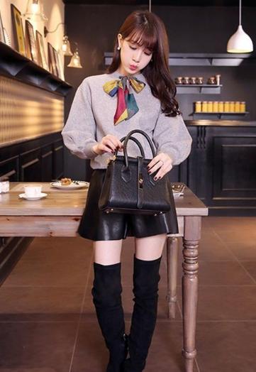 最新款靴子女，时尚魅力与个性风采的完美融合
