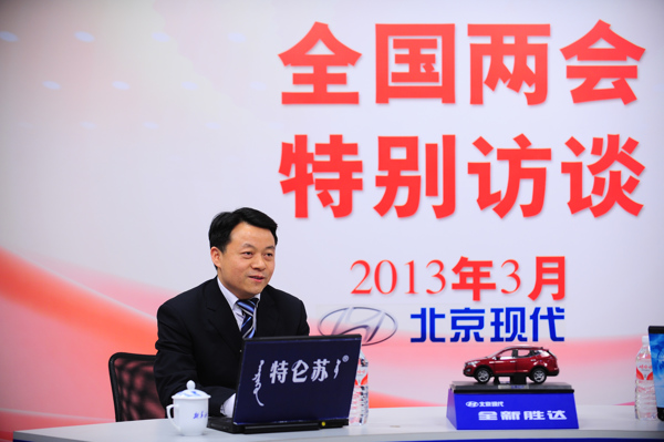 傅振邦的最新职务，引领与担当