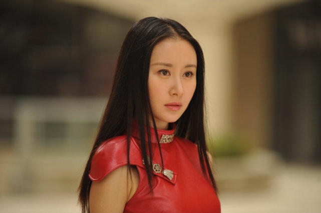 关于色妞最新网站的探讨