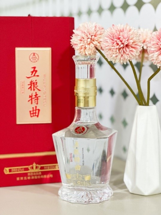 最新白酒品牌，引领酒类市场的新潮流
